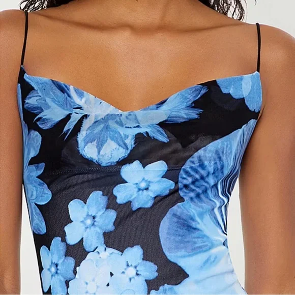 NWT blue floral print Forever 21 slip dress Juniors S - Picture 2 of 11